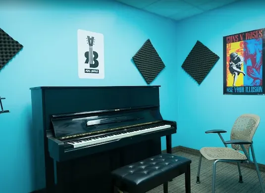 Piano lesson room at Real Brave NJ